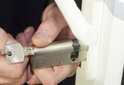 City Locksmith Services Milwaukee, WI 414-909-8866 City Locksmith Services Milwaukee, WI 414-909-8866